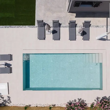 Villa Nayia - Private Oasis *